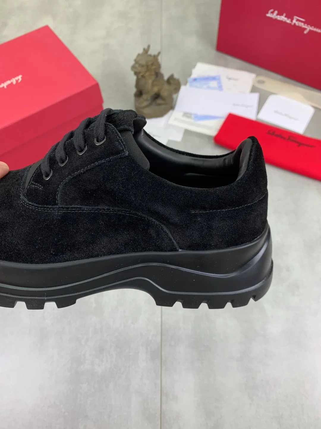 Men's men's shoes💰P640💰【New style】High quality water-dyed cowhide 🆘【Salvatore Ferragamo】Ferragamo's latest casual business leather shoes for men! Listed simultaneously! The fabric is made of specially imported original calfskin, and the interior is made of imported water-dyed cowhide. It is absolutely luxurious and leads the fashion trend. High-end foam outsole, matching sizes: 38-44 (45 and 46 can be customized) 4️⃣ colors available